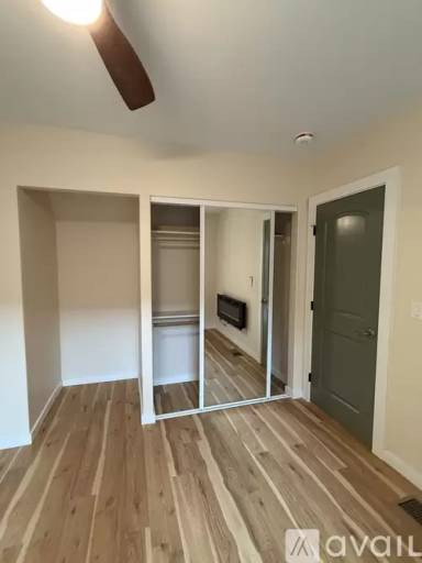 Main picture of 444 Oak St