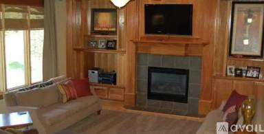 Main picture of 1613 S 50th Pl