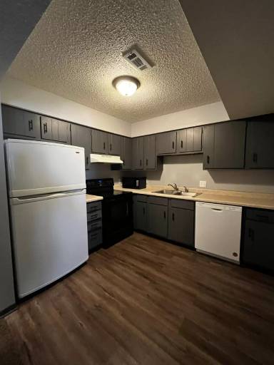 Main picture of 2512 R St