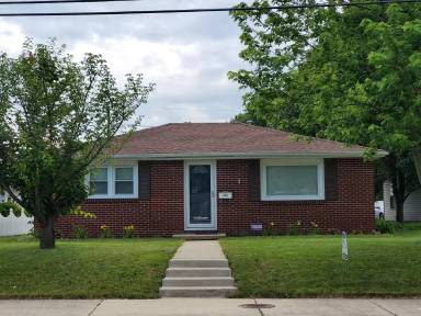 Main picture of 2034 S Lafountain St