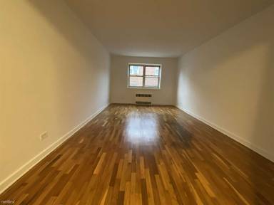 Main picture of 13701 83rd Ave