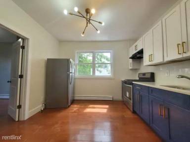 Main picture of 10 Cooper St