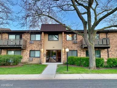 Main picture of 2630 N Windsor Dr
