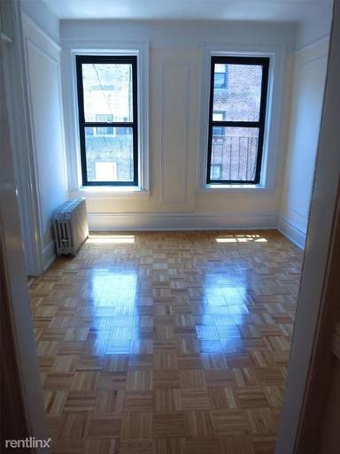Main picture of 230 East 78th St