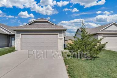 Main picture of 8124 E 34th Ct S