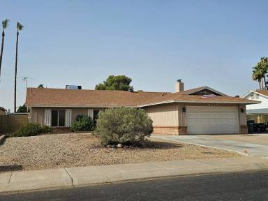 Main picture of 3143 W Juniper Ave