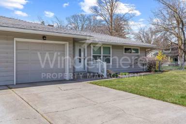 Main picture of 1402 S Jefferson St