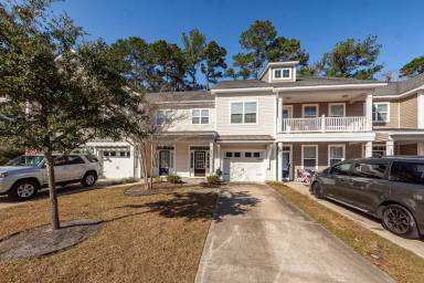 Main picture of 9637 Scarborough Ct