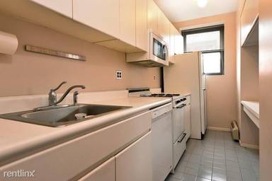 Main picture of 80 Park Ave