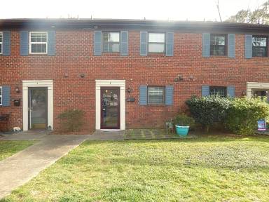 Main picture of 5805 Nottoway Ct
