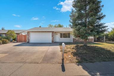 Main picture of 10192 Countryside Way