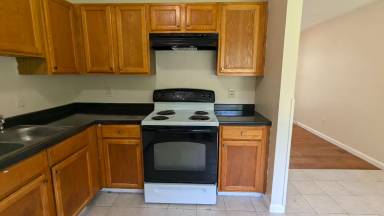 Main picture of 1985 Thomasville Dr SE