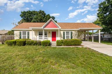 Main picture of 1520 Magnolia St NE