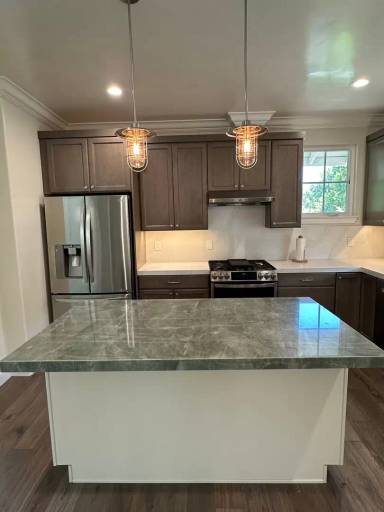 Main picture of 862 Sierra Vista Ave