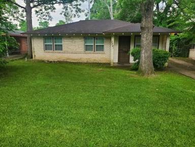 Main picture of 3841 Milton St