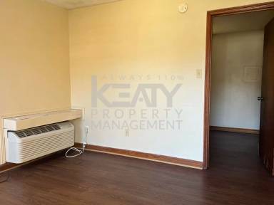 Main picture of 210 Rue Royale