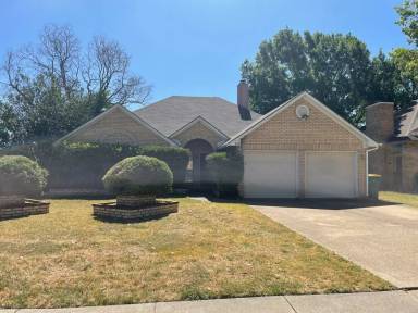 Main picture of 833 Springfield Dr