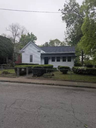 Main picture of 1394 Ross St