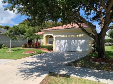 Main picture of 440 SE 23rd Ln
