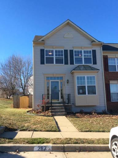 Main picture of 2566 Miranda Ct
