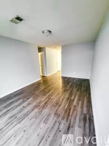 Main picture of 126 Hargis Dr