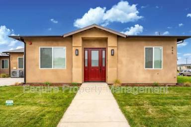 Main picture of 545 Carty Dr