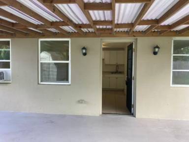 Main picture of 6733 Lodge Ave