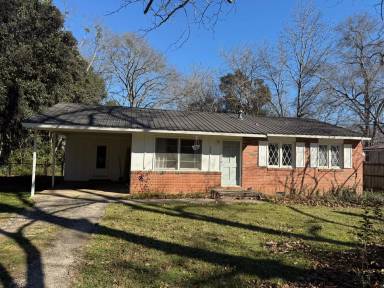 Main picture of 406 Meadow Ln