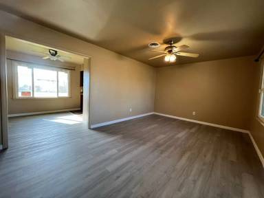 Main picture of 3818 NW Bell Ave