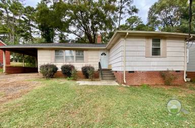 Main picture of 122 Woodmont Cir