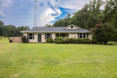 Main picture of 1244 Mountain Hill Rd
