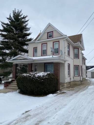 Main picture of 818 Madison St