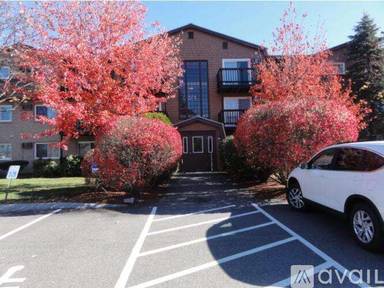 Main picture of 210 Brook Village Rd