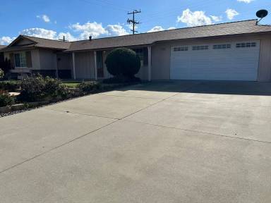 Main picture of 30081 Thornhill Dr