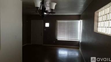 Main picture of 340-350 E Virginia Cir