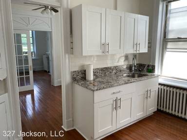 Main picture of 327 Jackson St