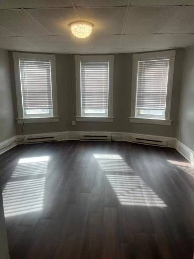 Main picture of 445 N Mechanic St