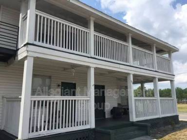 Main picture of 228 N Beaumont Ave
