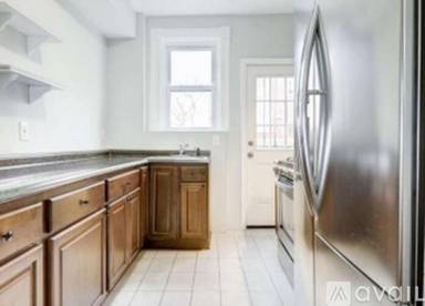 Main picture of 1666 Kramer St NE