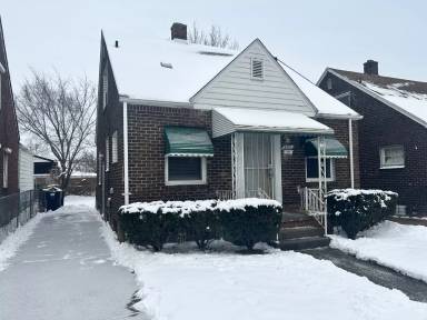Main picture of 2151 S Deacon St