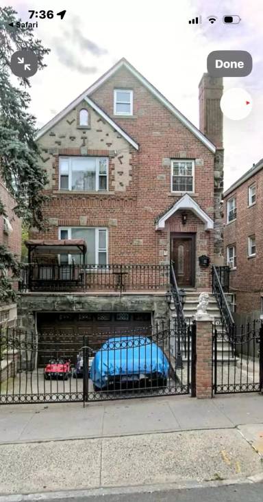 Main picture of 2333 Wallace Ave