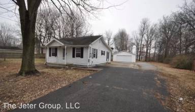 Main picture of 3403 Hovekamp Rd