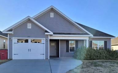 Main picture of 102 Abney Ct
