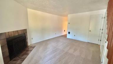Main picture of 13341 SE Stark St