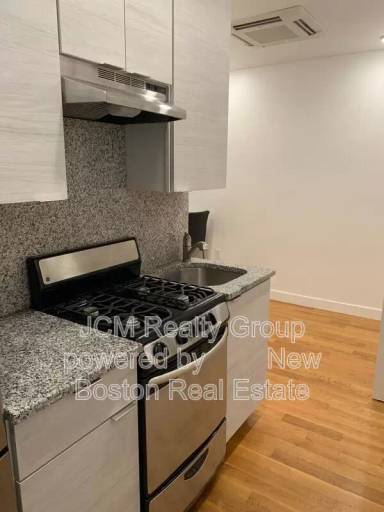 Main picture of 21 5th St