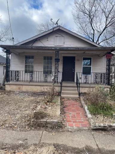 Main picture of 454 2nd St N