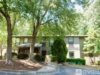 Main picture of 1407 Cumberland Ct SE
