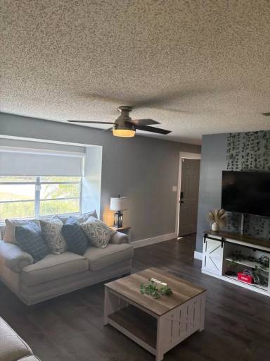 Main picture of 1182 Quintuplet Dr