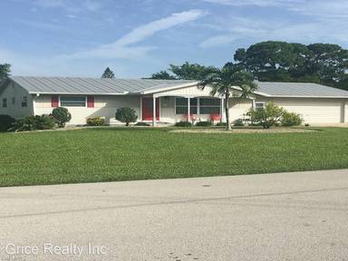 Main picture of 893 E Valley Dr