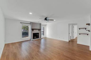 Main picture of 3033 SW Lydia Ave